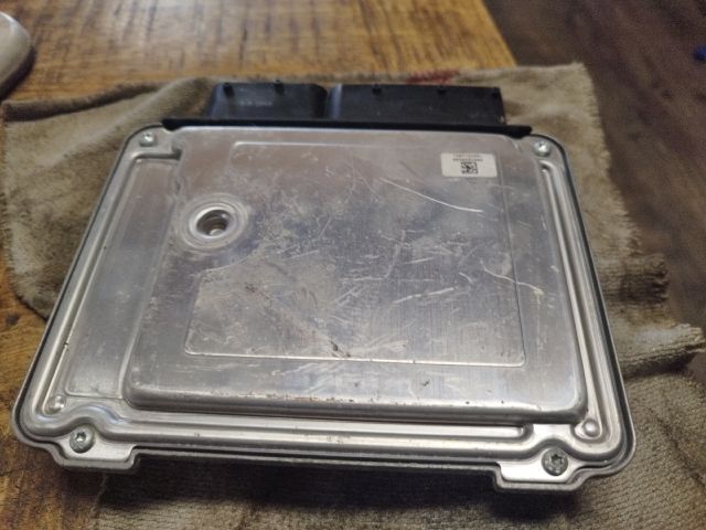 bontott VW GOLF PLUS Motorvezérlő