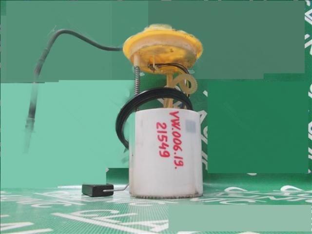 bontott VW GOLF PLUS Üzemanyag Szivattyú