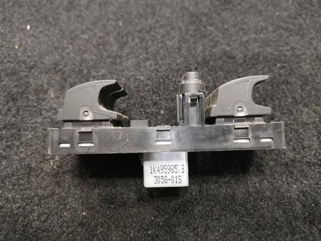 bontott VW GOLF PLUS Ablakemelő Kapcsoló Négyes / Kettes