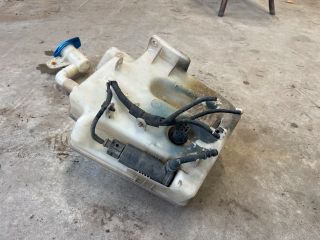bontott VW GOLF PLUS Ablakmosó Tartály