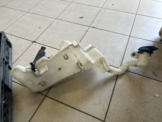 bontott VW GOLF PLUS Ablakmosó Tartály