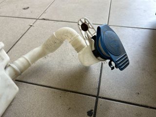 bontott VW GOLF PLUS Ablakmosó Tartály