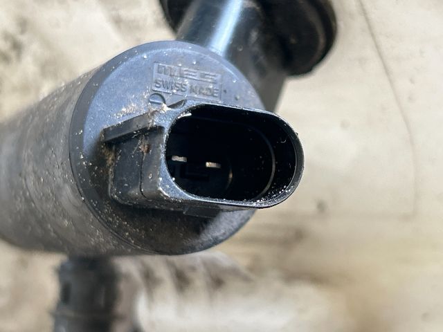 bontott VW GOLF PLUS Ablakmosó Tartály