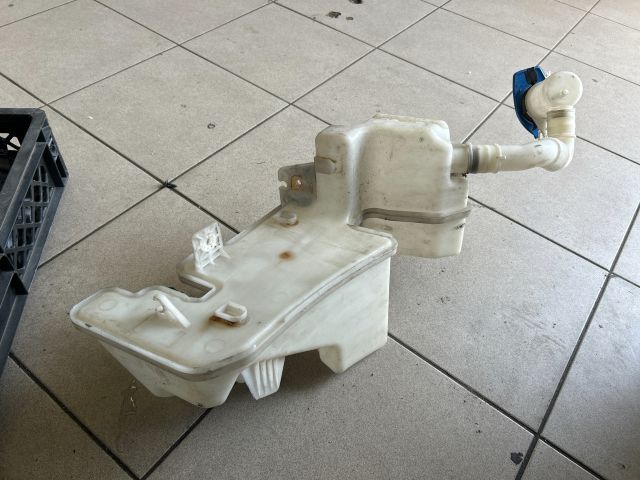 bontott VW GOLF PLUS Ablakmosó Tartály