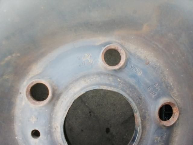 bontott VW GOLF PLUS Acélfelni Szett Gumival