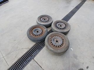 bontott VW GOLF PLUS Acélfelni Szett Gumival