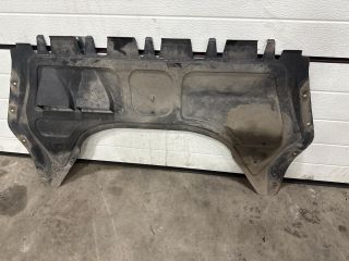 bontott VW GOLF PLUS Alsó Motorburkolat