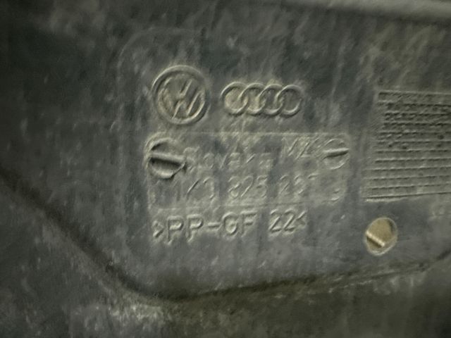 bontott VW GOLF PLUS Alsó Motorburkolat