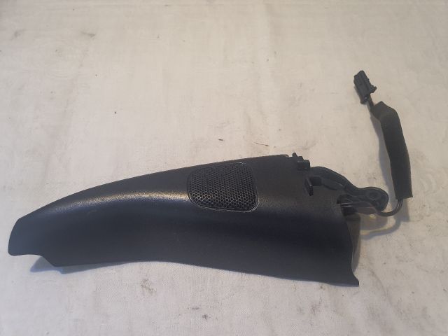 bontott VW GOLF PLUS Bal A Oszlop Hangszóró Burkolat