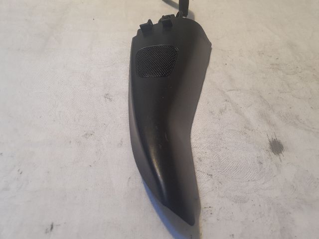 bontott VW GOLF PLUS Bal A Oszlop Hangszóró Burkolat