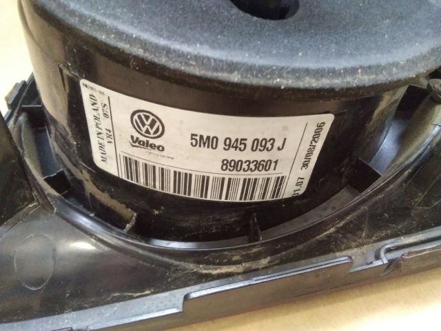 bontott VW GOLF PLUS Bal Belső Hátsó Lámpa