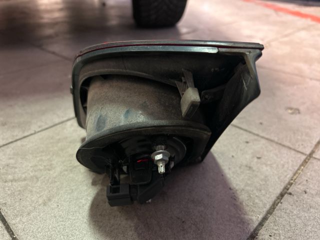 bontott VW GOLF PLUS Bal Belső Hátsó Lámpa