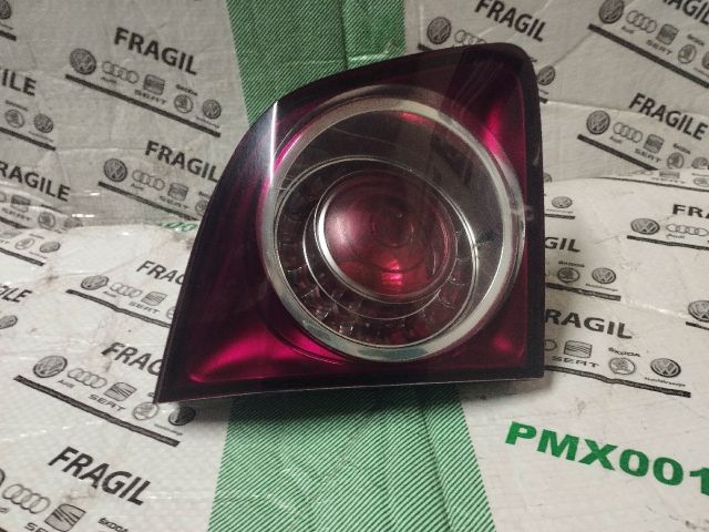 bontott VW GOLF PLUS Bal Belső Hátsó Lámpa