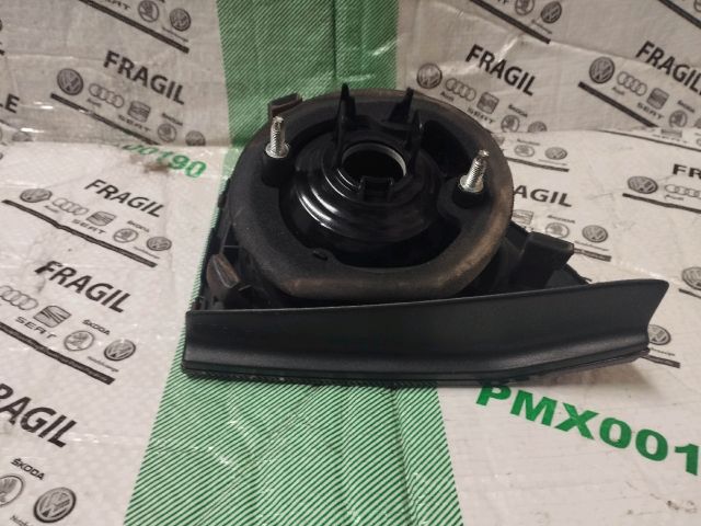 bontott VW GOLF PLUS Bal Belső Hátsó Lámpa