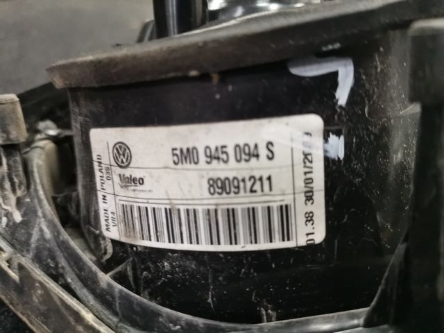 bontott VW GOLF PLUS Bal Belső Hátsó Lámpa