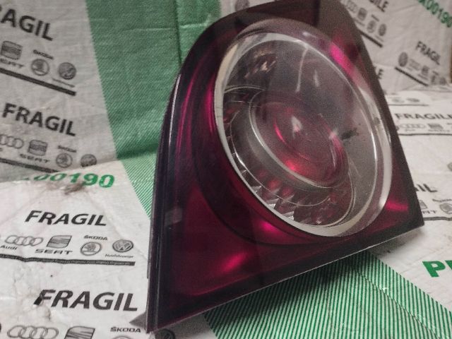 bontott VW GOLF PLUS Bal Belső Hátsó Lámpa