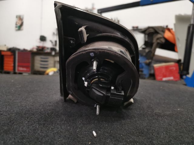 bontott VW GOLF PLUS Bal Belső Hátsó Lámpa