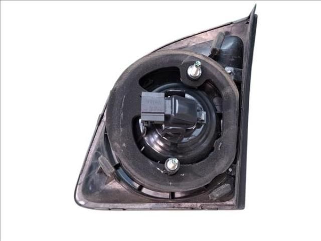 bontott VW GOLF PLUS Bal Belső Hátsó Lámpa