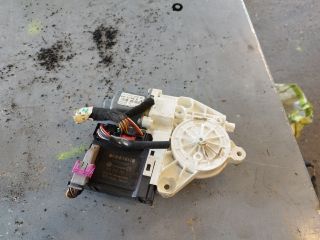 bontott VW GOLF PLUS Bal első Ablakemelő Motor