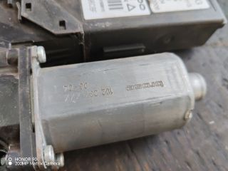 bontott VW GOLF PLUS Bal első Ablakemelő Motor