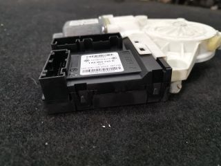 bontott VW GOLF PLUS Bal első Ablakemelő Motor