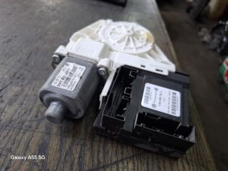 bontott VW GOLF PLUS Bal első Ablakemelő Motor