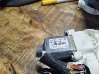 bontott VW GOLF PLUS Bal első Ablakemelő Motor