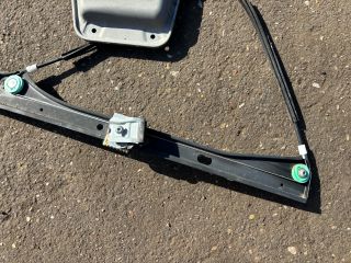 bontott VW GOLF PLUS Bal első Ablakemelő Szerkezet (Elektromos)