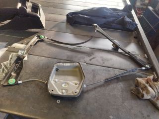 bontott VW GOLF PLUS Bal első Ablakemelő Szerkezet (Elektromos)