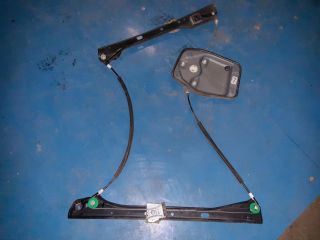 bontott VW GOLF PLUS Bal első Ablakemelő Szerkezet (Elektromos)