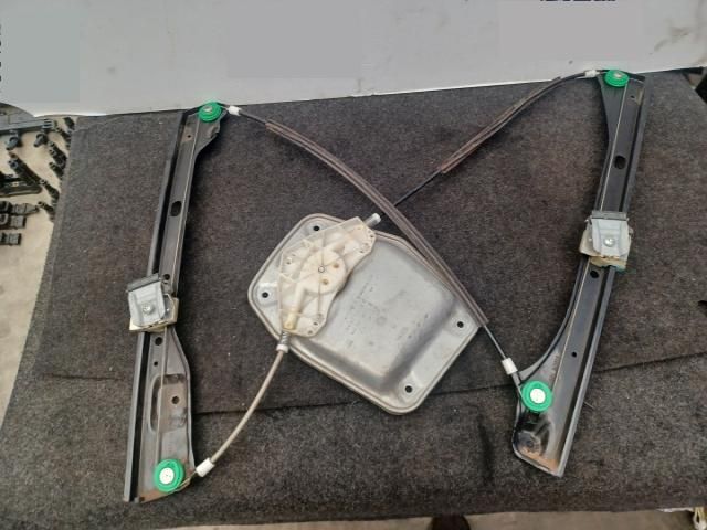 bontott VW GOLF PLUS Bal első Ablakemelő Szerkezet (Elektromos)