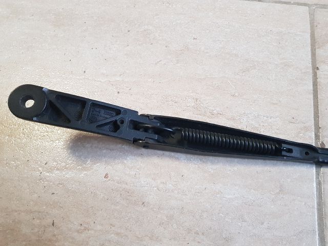 bontott VW GOLF PLUS Bal első Ablaktörlő Kar