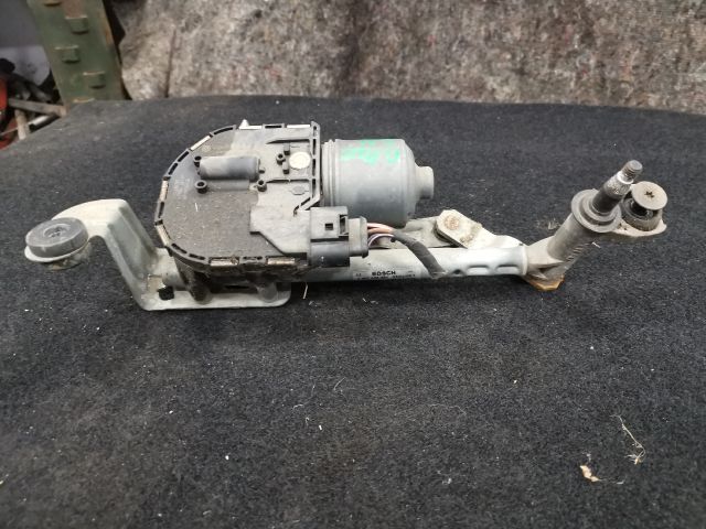 bontott VW GOLF PLUS Bal első Ablaktörlő Motor