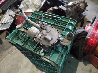 bontott VW GOLF PLUS Bal első Ablaktörlő Motor