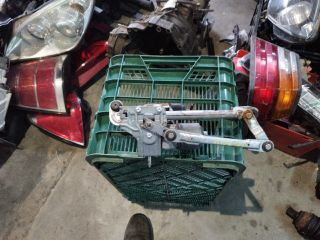 bontott VW GOLF PLUS Bal első Ablaktörlő Motor