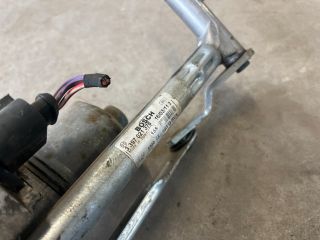 bontott VW GOLF PLUS Bal első Ablaktörlő Szerkezet