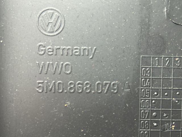 bontott VW GOLF PLUS Bal első Ajtó Kárpit