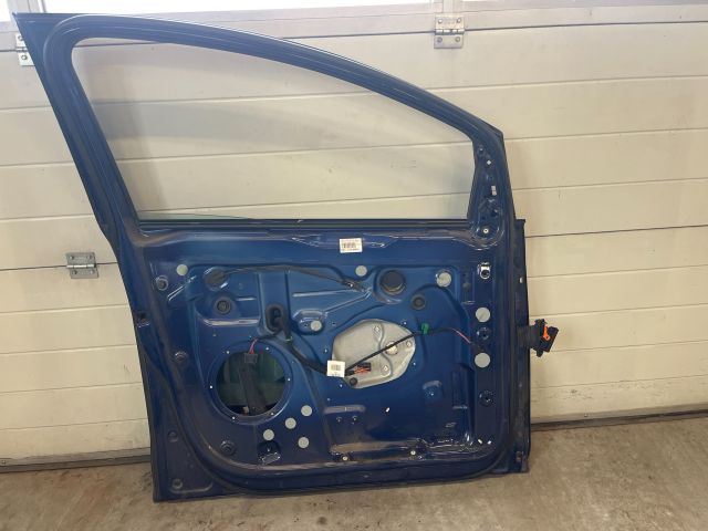 bontott VW GOLF PLUS Bal első Ajtó (Részeivel)