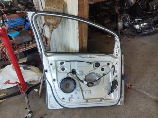 bontott VW GOLF PLUS Bal első Ajtó (Üres lemez)