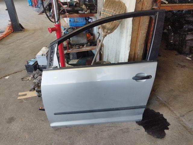 bontott VW GOLF PLUS Bal első Ajtó (Üres lemez)