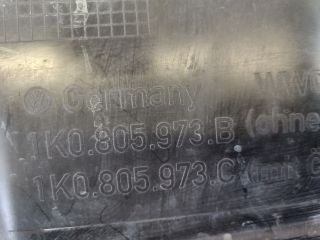 bontott VW GOLF PLUS Bal első Első Dobbetét (Kerékjárati, Műanyag)