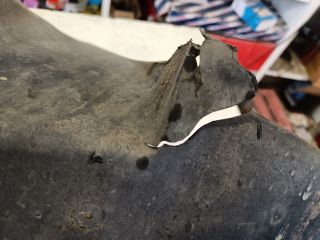 bontott VW GOLF PLUS Bal első Első Dobbetét (Kerékjárati, Műanyag)