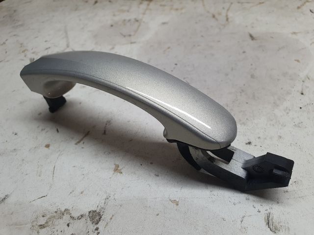 bontott VW GOLF PLUS Bal első Külső Kilincs