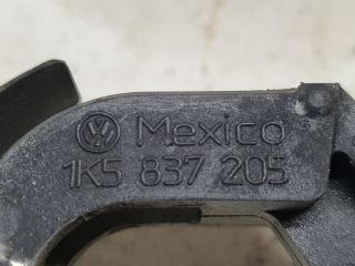 bontott VW GOLF PLUS Bal első Külső Kilincs