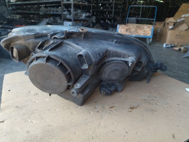 bontott VW GOLF PLUS Bal Fényszóró