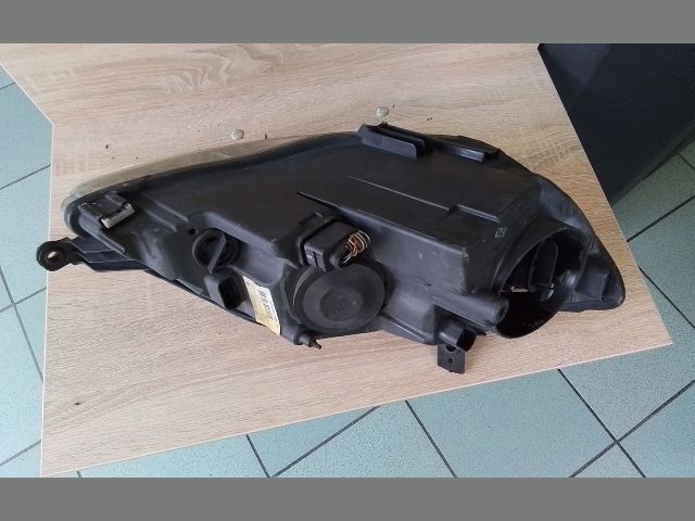 bontott VW GOLF PLUS Bal Fényszóró