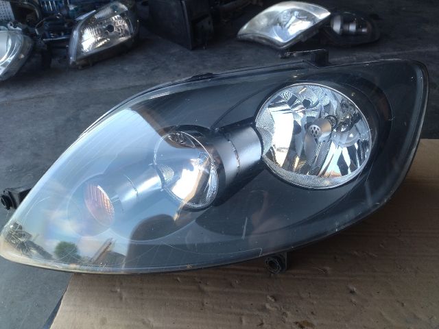 bontott VW GOLF PLUS Bal Fényszóró