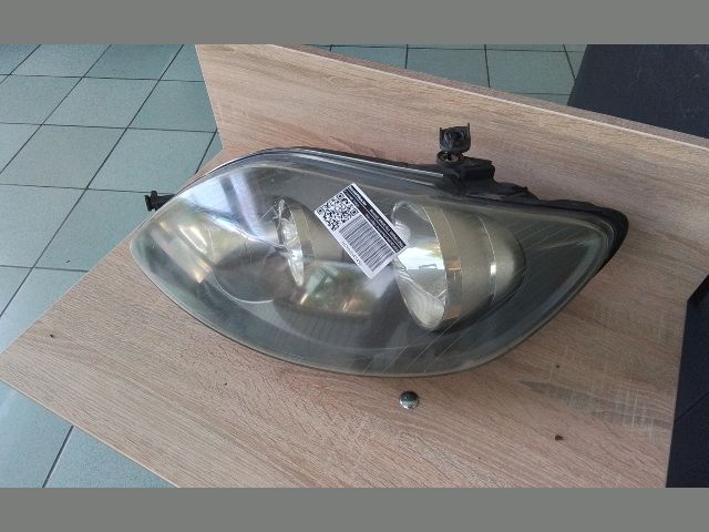 bontott VW GOLF PLUS Bal Fényszóró