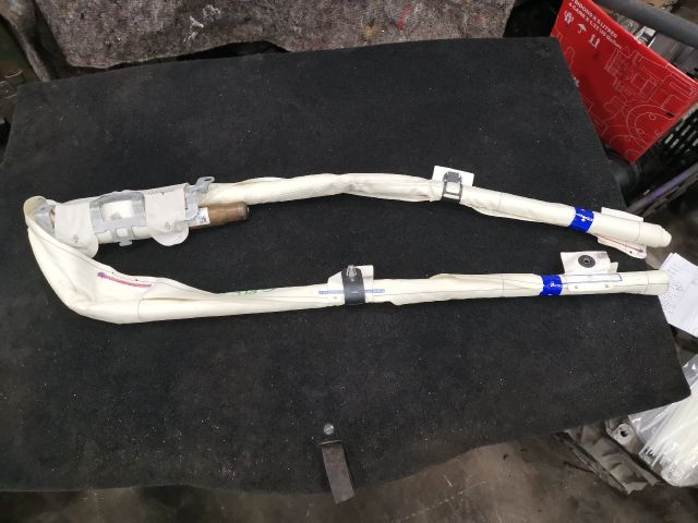 bontott VW GOLF PLUS Bal Függönylégzsák és Oldallégzsák