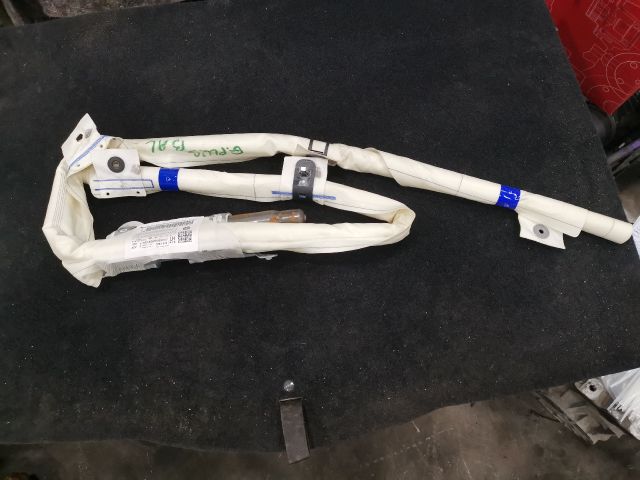 bontott VW GOLF PLUS Bal Függönylégzsák és Oldallégzsák